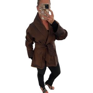 Mycra Pac new reversable wrap jacket, size 6-8, self belt, shawl collar, leopard